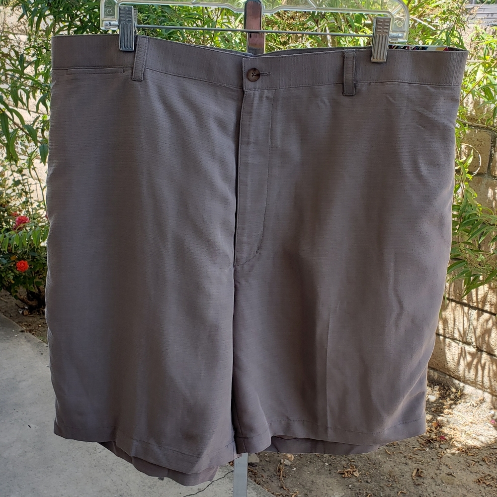 NEW size 40 Men HAVANERA golf shorts taupe NWT